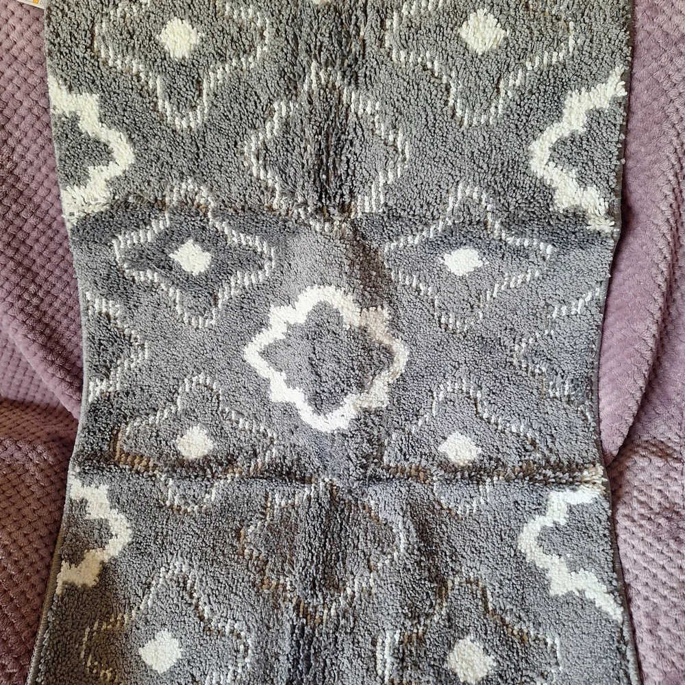 Dexi Gray and White Door Mat 2' X 3'